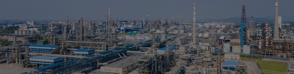 modern-petrochemical-oil-refinery-scaled
